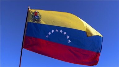 Stotine ljudi se pridružile venecuelanskoj miliciji nakon Madurovog poziva protiv prisustva američke mornarice