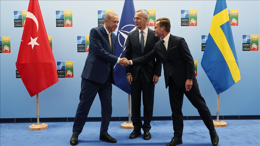 Swedish government's folder containing NATO meeting with Türkiye found at airport