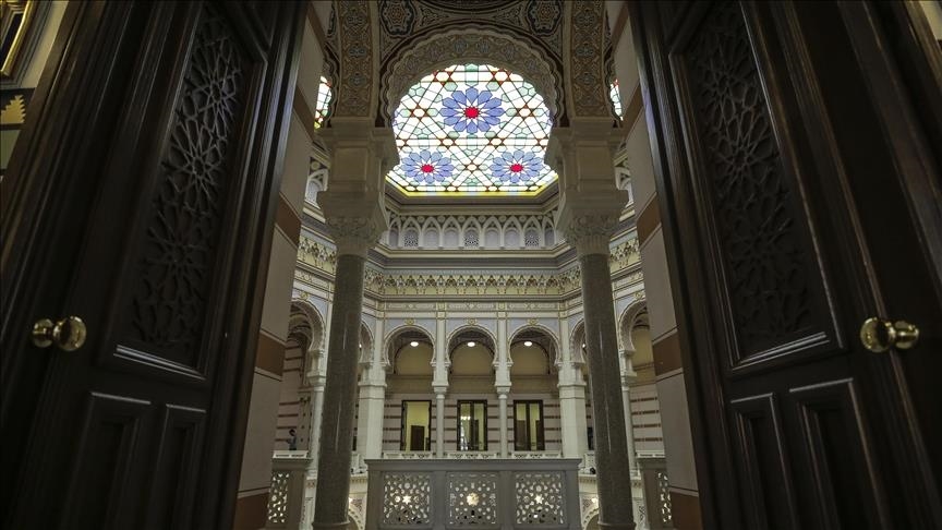 BiH: Na današnji dan prije 33 godine zapaljena sarajevska Vijećnica i uništeno dva miliona knjiga