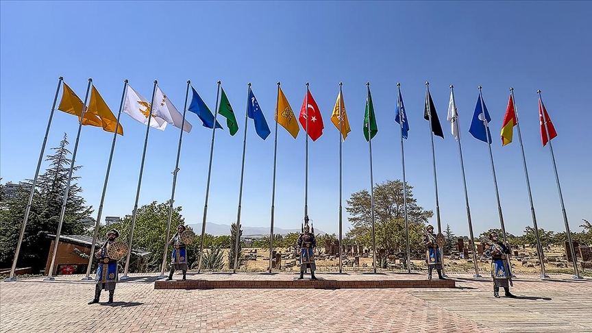 Ahlat Selçuklu Meydan Mezarlığı'nda çalışmalar tamamlandı