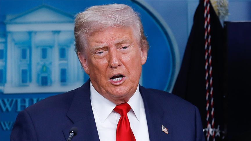 Trump, ABC ve NBC'nin yayın lisanslarının iptal edilmesi gerektiğini savundu