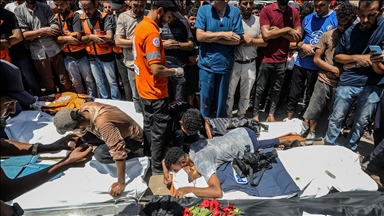 صحة غزة: 20 شهيدا بينهم طواقم صحفية وطبية بقصف إسرائيل مستشفى ناصر 