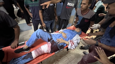 İsrail'in Gazze'de Nasır Hastanesi'ne düzenlediği saldırıda aralarında gazetecilerin de olduğu 8 kişi hayatını kaybetti