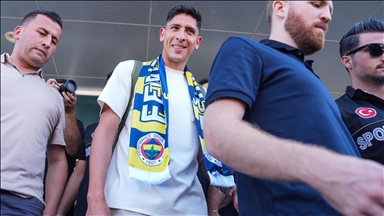 Fenerbahçe'nin yeni transferi Edson Alvarez: Herkes Fenerbahçe'nin büyüklüğünü biliyor