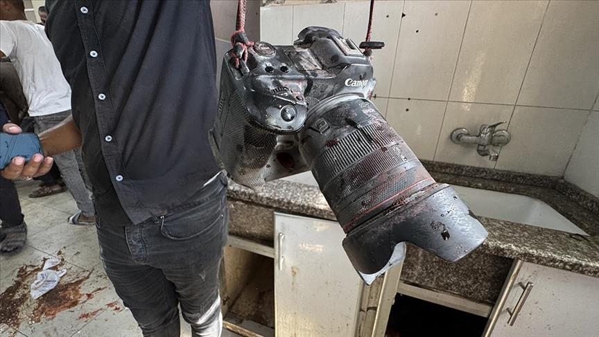 Izraeli pretendon se sulmi i tij që vrau 5 gazetarë në Gaza ishte për të "goditur kamerën"