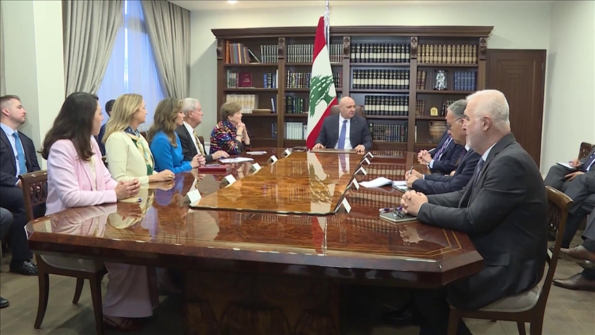 I dërguari amerikan takohet me presidentin libanez për të diskutuar çarmatimin e Hezbollahut