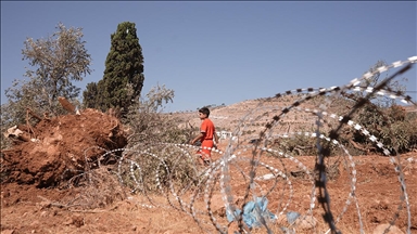 المغيّر.. قرية فلسطينية تقاوم استيطانا التهم معظم مساحتها 