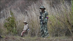 Venezuela to deploy 15,000 troops to Colombian border