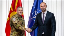 Ministri i Mbrojtjes i Maqedonisë së Veriut takon komandantin e KFOR-it