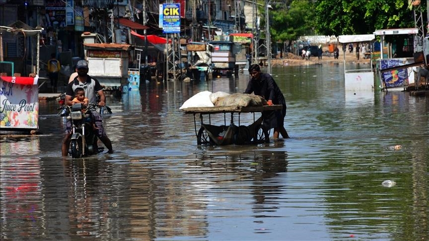 Inondations : le Pakistan mobilise l’armée, l’Inde met en garde