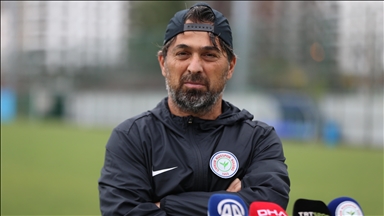 Çaykur Rizespor Teknik Direktörü İlhan Palut, Galatasaray maçını değerlendirdi: Çok zor bir maç bizi bekliyor