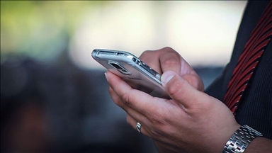 Južna Koreja zabranila mobilne telefone i digitalne uređaje u školama