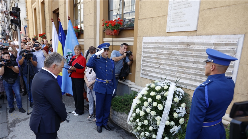 Obilježena 30. godišnjica masakra na Markalama: Podsjetnik i univerzalna lekcija o prirodi zla i odgovornosti društva