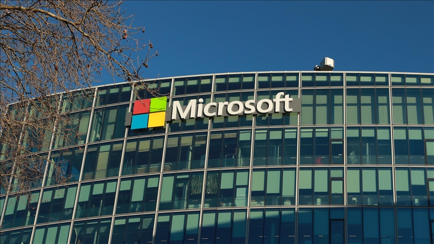 Microsoft, şirketin İsrail ordusuyla işbirliğini protesto eden iki çalışanını işten çıkardı