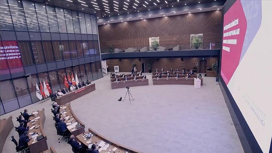 İçişleri Bakanlığı'nda hayvanları koruma kanunu, asayiş ve trafik konulu toplantı düzenlendi