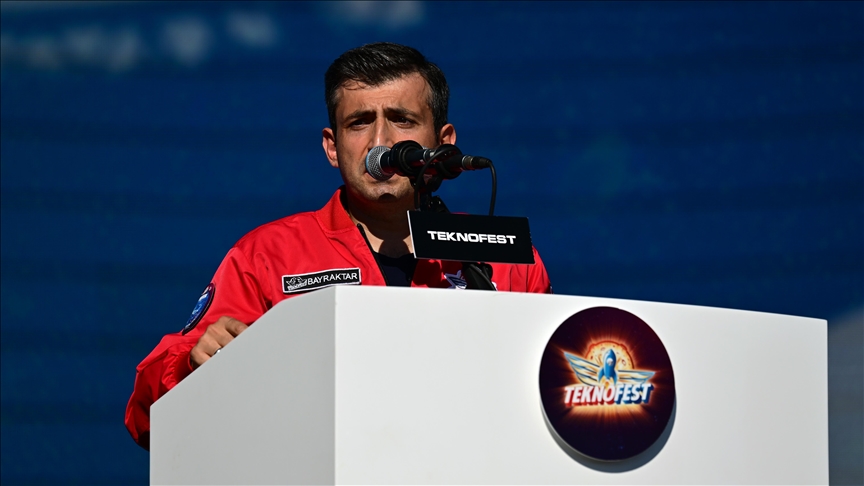TEKNOFEST Yönetim Kurulu Başkanı Bayraktar, TEKNOFEST Mavi Vatan etkinliğinde konuştu