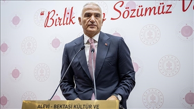 Bakan Ersoy: Cemevlerimizin kurumsal yapısının güçlenmesi büyük önem taşımaktadır