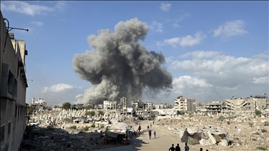 Israeli bombardments continue displacing entire families in Gaza: UN agency