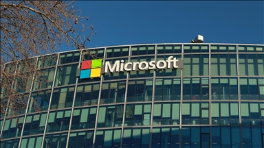 Microsoft, şirketin İsrail ordusuyla işbirliğini protesto eden iki çalışanını işten çıkardı