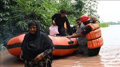 Pakistan's premier stresses need for new water storage facilities as floods wreak havoc in Punjab province