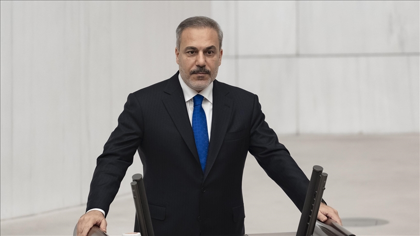 Dışişleri Bakanı Fidan: İsrail'in pervasız saldırılarına izin verilirse, bu bütün bölgeyi ateşe atar