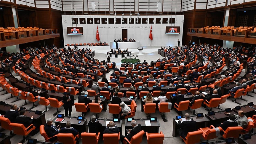 TBMM Genel Kurulu olağanüstü toplandı