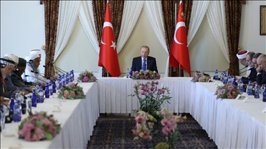 Turkish President Erdogan receives delegation of International Union of Muslim Scholars