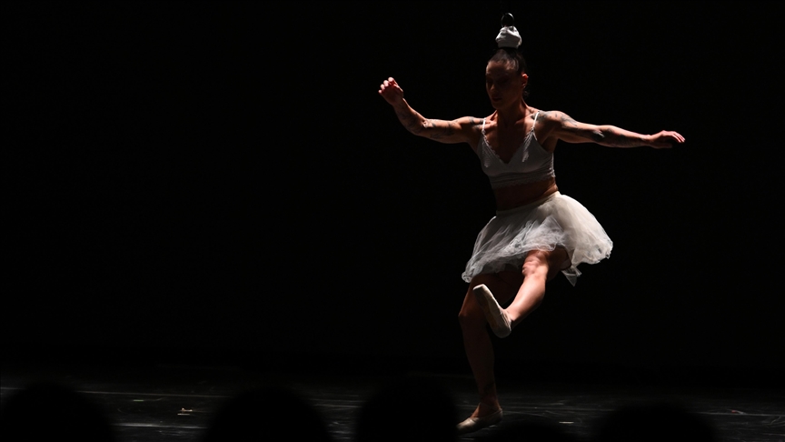 Ankara'da 8. Uluslararası Solo Çağdaş Dans Festivali başladı