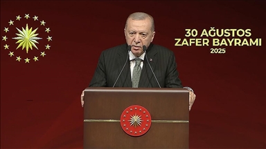 Cumhurbaşkanı Erdoğan: İçinde bulunduğumuz asrı, Türkiye Yüzyılı yapana kadar durmadan çalışacağız