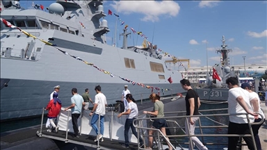 Подлодки TCG Sakarya и TCG Hızırreis вызвали большой интерес у посетителей TEKNOFEST Mavi Vatan