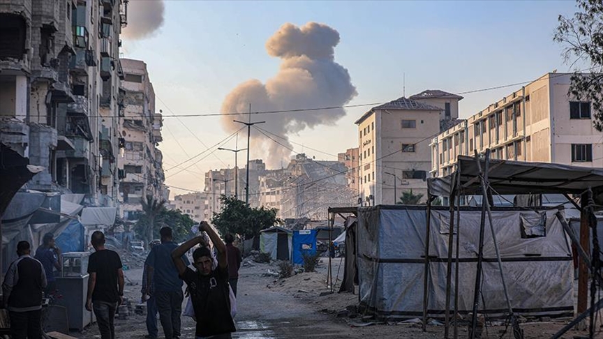 Izrael ubio petero Palestinaca širom Gaze, uključujući raseljene osobe