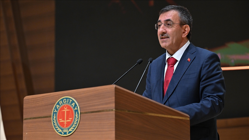 Cumhurbaşkanı Yardımcısı Yılmaz: Milletimizin bizden beklentisi devletin işleyişini daha da etkinleştiren bir anayasa