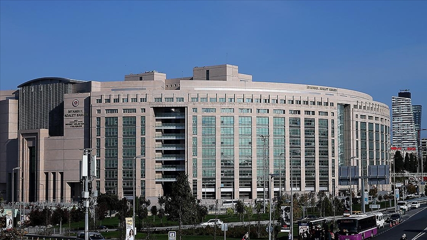 İBB'ye yönelik yolsuzluk soruşturmasında kırmızı bülten kararı