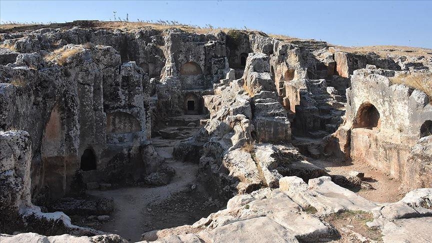 Zbulohet statujë e rrallë e perëndisë egjiptiane Pataikos në një qytet të lashtë në Turqi