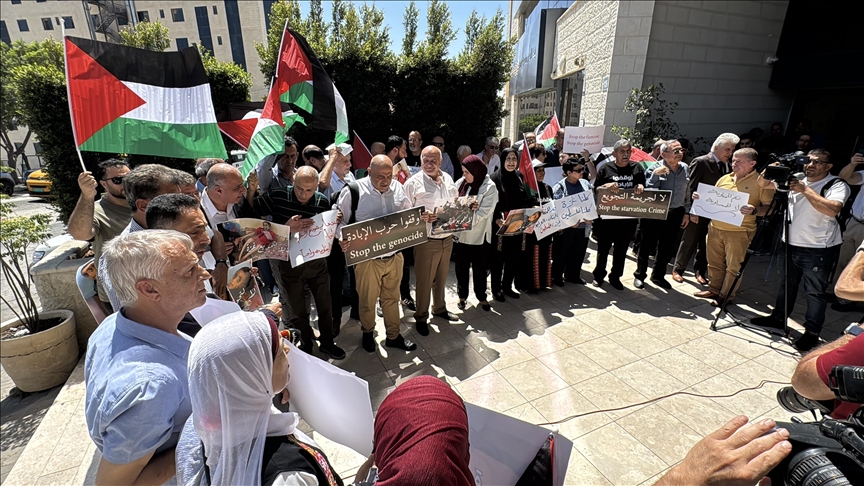 Protestë para misionit të OKB-së në Ramallah kundër urisë në Gaza