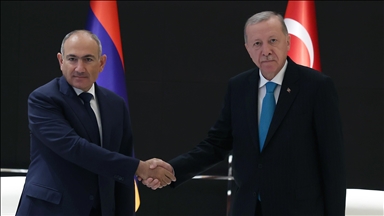 Erdogan reçoit le Premier ministre arménien Pashinyan
