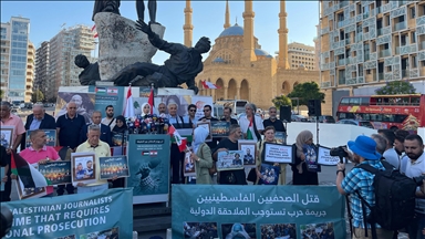 بيروت.. وقفة تضامنية تندد باستهداف إسرائيل الصحفيين الفلسطينيين