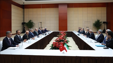 Presidenti Erdoğan takohet me presidentin iranian në Kinë
