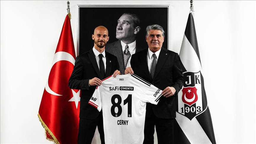 Beşiktaş, Çek futbolcu Vaclav Cerny'yi kadrosuna kattı