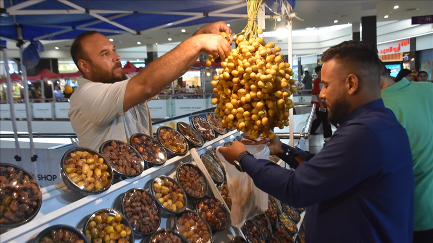 العراق.. تواصل فعاليات مهرجان التمور في كركوك