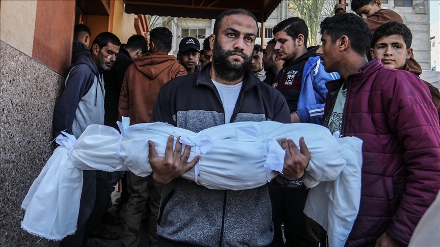 مقتل 86 فلسطينيا باستهداف إسرائيل منازل ومنتظري مساعدات الثلاثاء