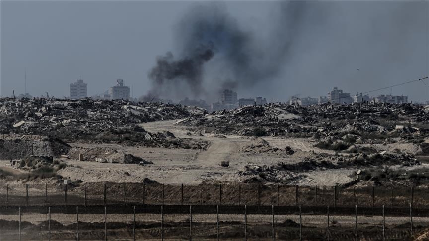 Gaza : des milliers de Palestiniens coincés sur le littoral en raison des attaques israéliennes