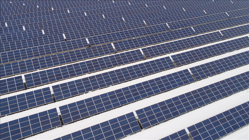 Küresel güneş enerjisi kurulumları yılın ilk yarısında yüzde 64 arttı