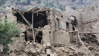 Afganistan'da meydana gelen 6 büyüklüğündeki depremde ölü sayısı 1124'e çıktı