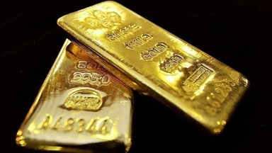 للمرة الأولى.. الذهب يتجاوز 3500 دولار للأونصة