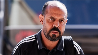 قدم.. الأهلي المصري يعين عماد النحاس مدربا مؤقتا لفريق الكرة