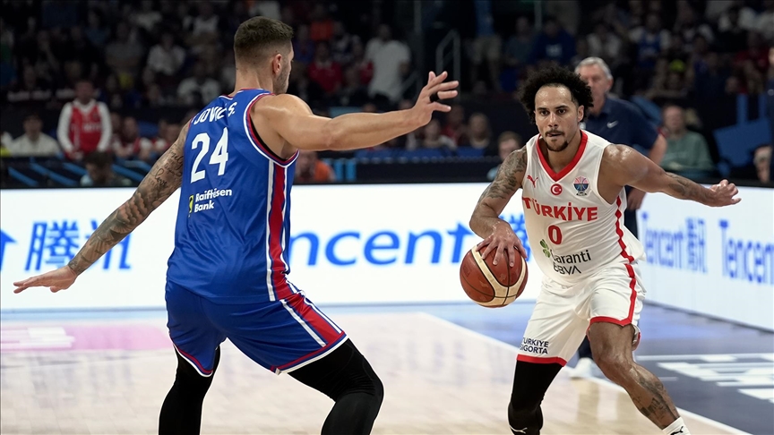 Türkiye, 2025 Avrupa Basketbol Şampiyonası’nda Sırbistan’ı yenerek grubu lider tamamladı