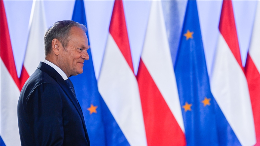 Poland’s premier says will not talk to anyone on his knees, after meeting between Polish-US presidents