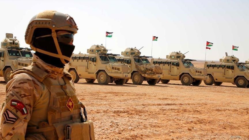 إعلام عبري: الجيش الأردني يوقف لساعات جنودا إسرائيليين عبروا الحدود