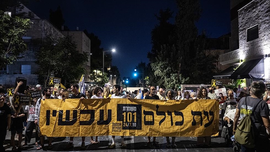 Izraelitët protestojnë në Kudsin Perëndimor duke kërkuar lirimin e pengjeve në Gaza